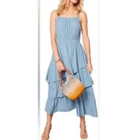 Evereve Brea Tiered Dress in Size Small. - Picture 1 of 8